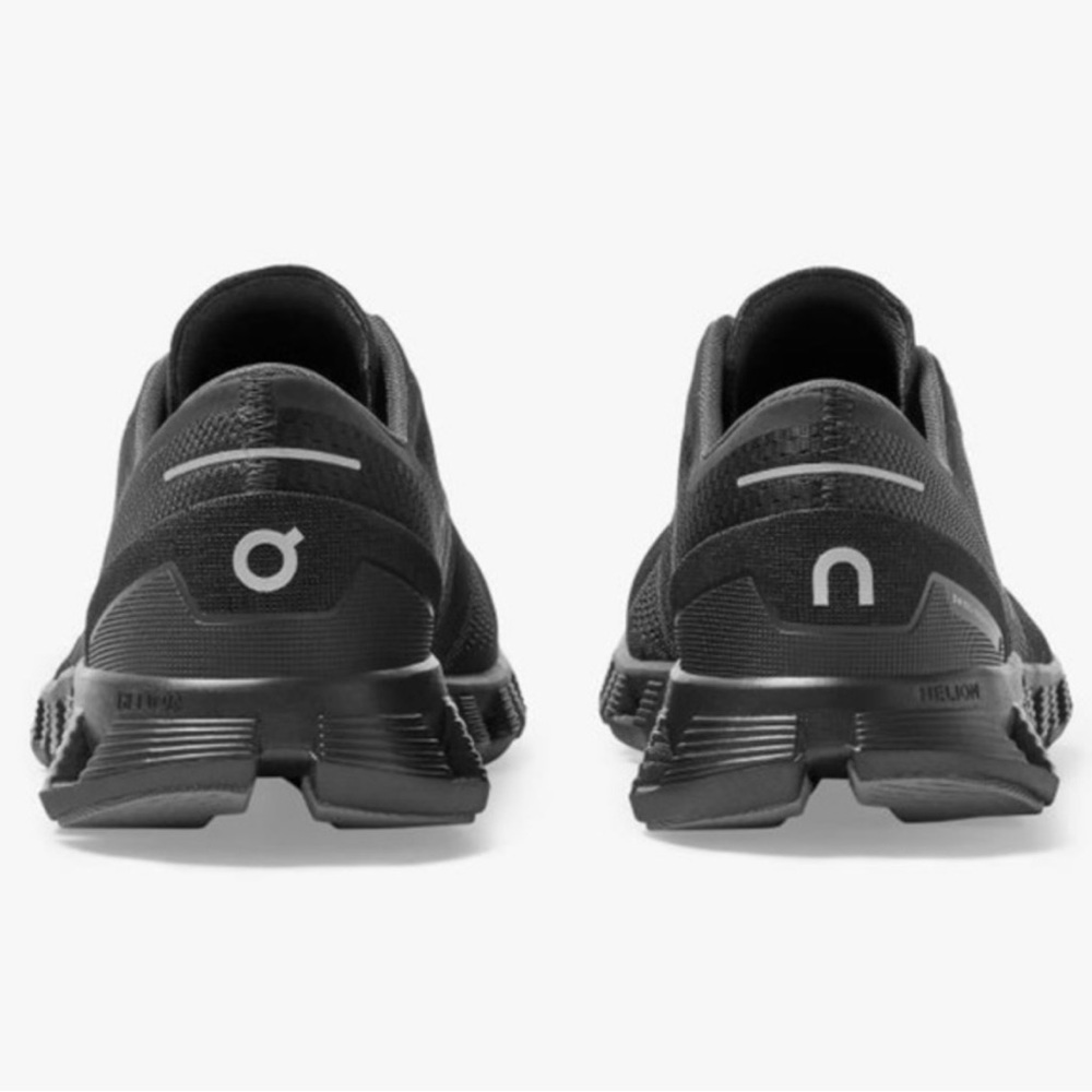 On Running Cloud X Sneakers - Picture 3 of 12